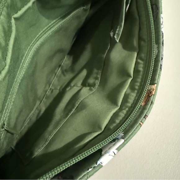 Vera Bradley Dog Park Essential XL Crossbody Hipster Bag MSRP $95 - Picture 7 of 8